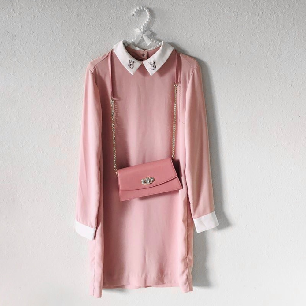 V. Beckam Pink Long-Sleeve Collared Shift Dress